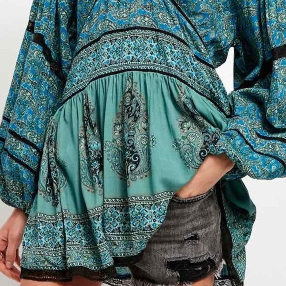 Free People Luna Scarf Print Lace Trim Tunic - Picture 5 of 7